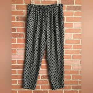 CHRISTOPHER & BANKS pants lightweight